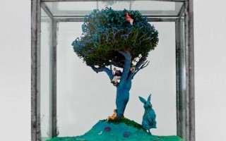 Brigitte Szenczi - El país de la liebre azul - 11,5 x 11,5 x 11,5 cm, Escultura 2014